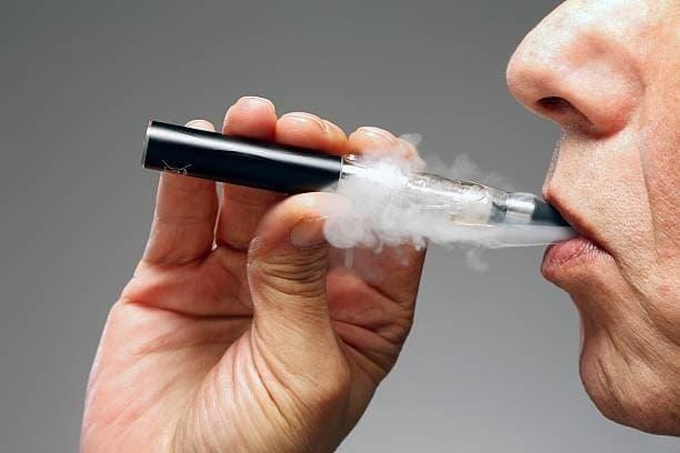 E-Papierosy y cigarrillos electronicos equipaje facturado consejos para viajar con E-Papierosy y cigarrillos electronicos