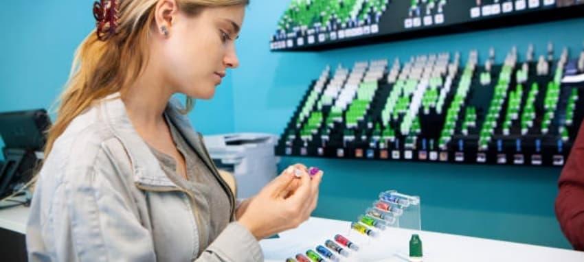 Jednorazowy e-papierosy y cigarrillos electronicos en pinto estanco opciones modernas para fumadores